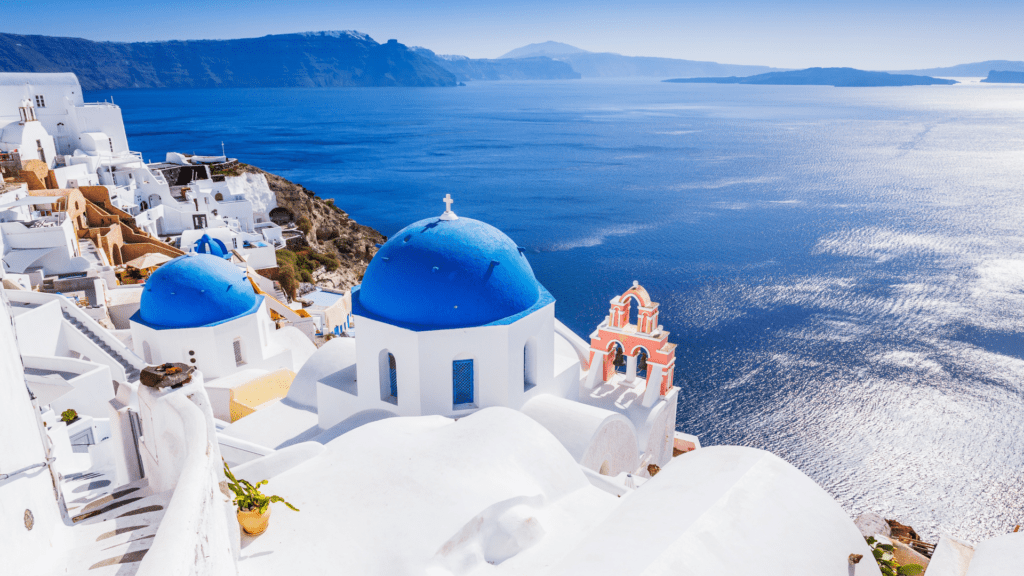 Santorini Unveiled: Dive into the Aegean Gem! Explore Blue-domed Beauty, Crystal-clear Seas, and Timeless Culture. Your Greek Paradise Awaits!